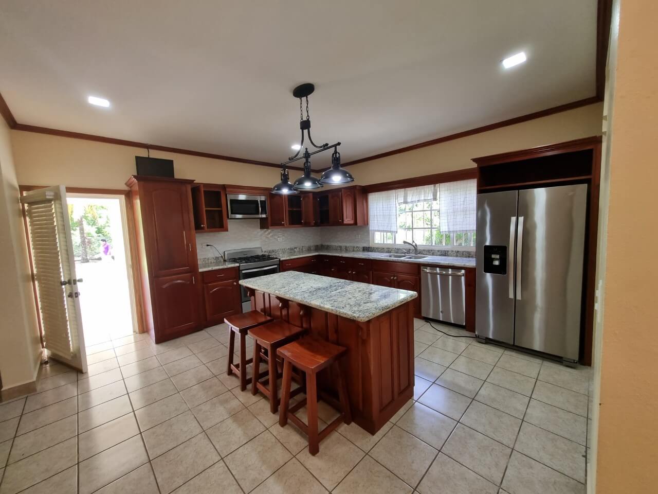 Exclusive Diplomatic Rental – Your Ideal Home near US Embassy Residences in Belmopan