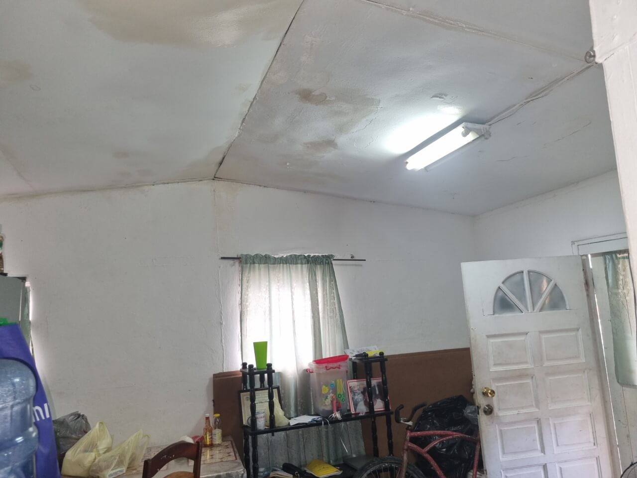 Fixer Upper House For Sale on Benbow ST BZ